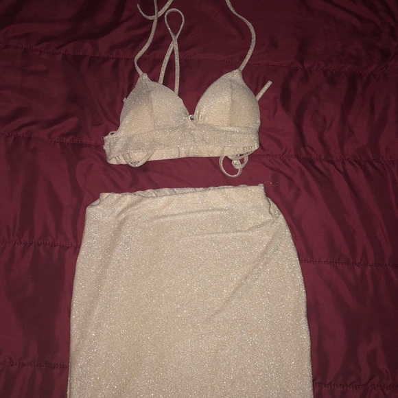 2 piece set - Picture 3 of 3